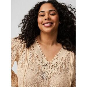 Torrid‎ Lace V-Neck Blouse Peach Boho Romantic Size 4 Boho Cottagecore Floral